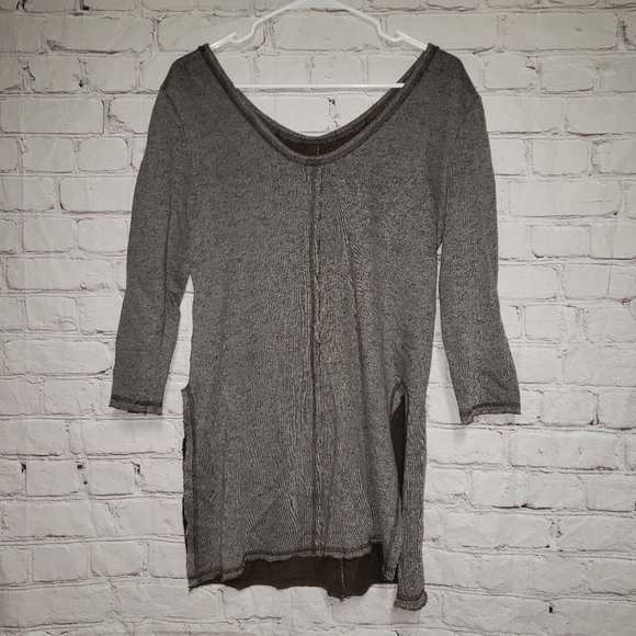 𝅺🧡KNOT Sisters Raw Hem Boat Neck Sweater - Picture 1 of 8